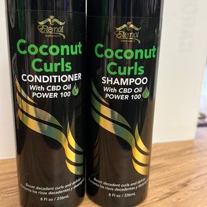 Shampoo & Conditioner duo, coconut curls. Boost decadent curls and defrizz